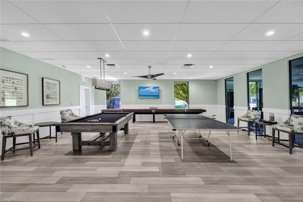 VILLAS OF PARK SHORE - Residential