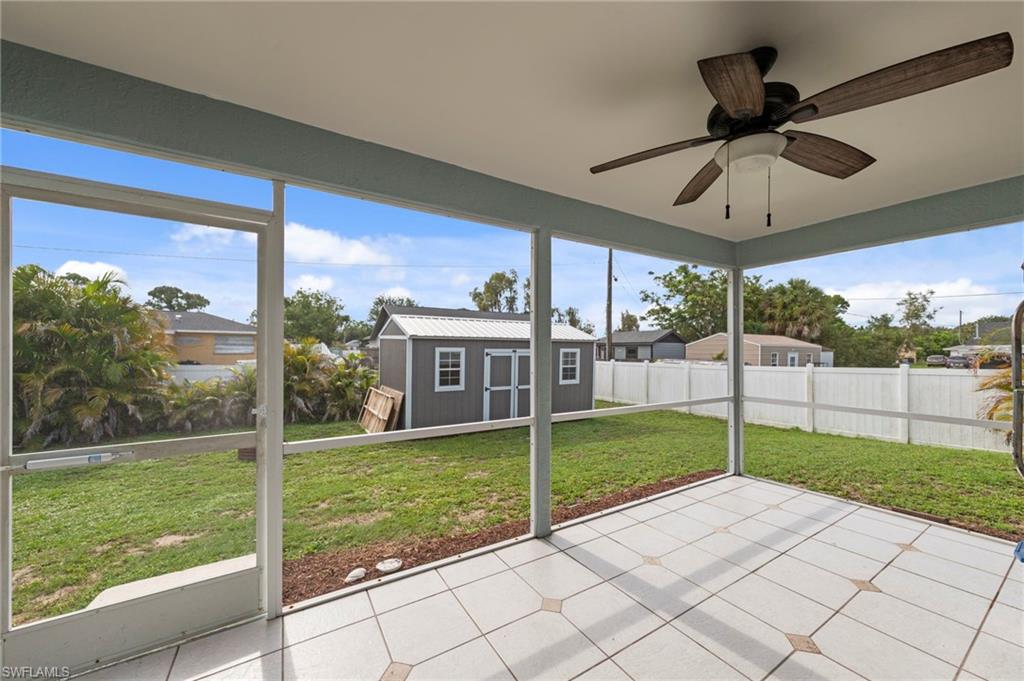 SAN CARLOS PARK - Residential