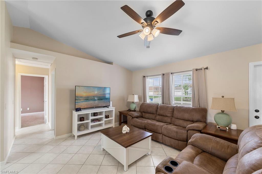 SAN CARLOS PARK - Residential