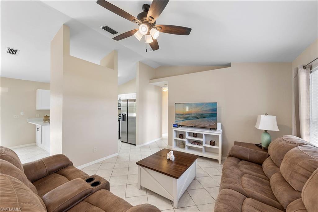 SAN CARLOS PARK - Residential