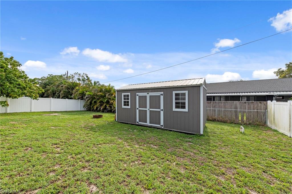 SAN CARLOS PARK - Residential