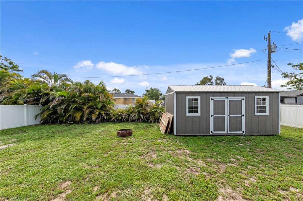 SAN CARLOS PARK - Residential