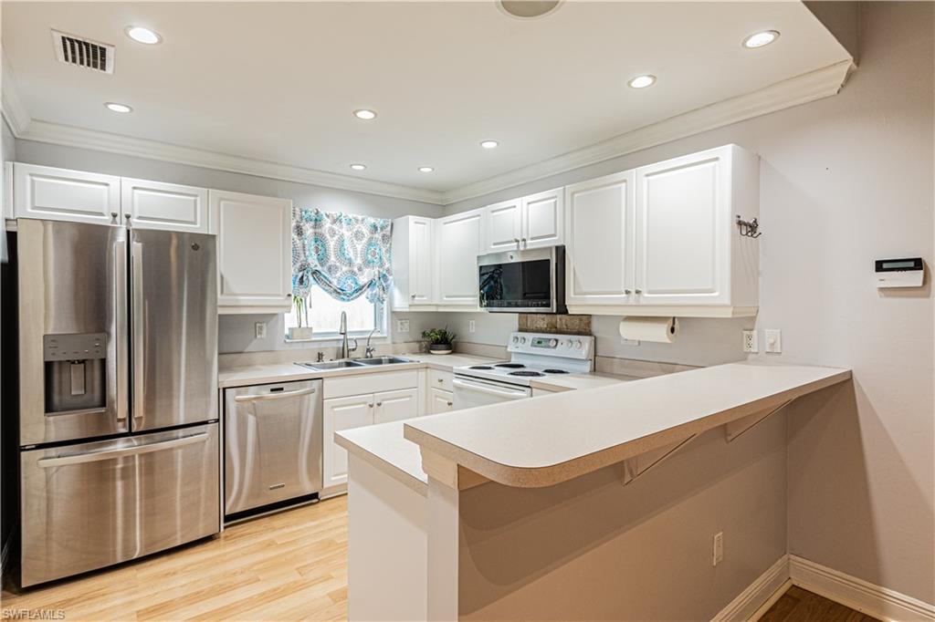GOLDEN GATE ESTATES - Residential