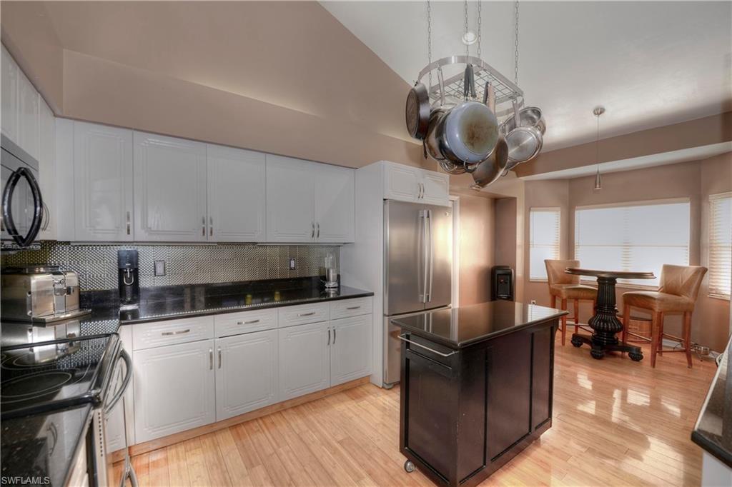 SABAL LAKE - Residential