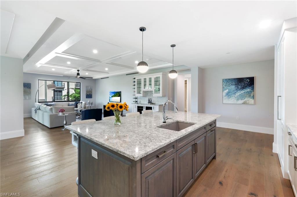 QUATTRO AT NAPLES SQUARE - Residential