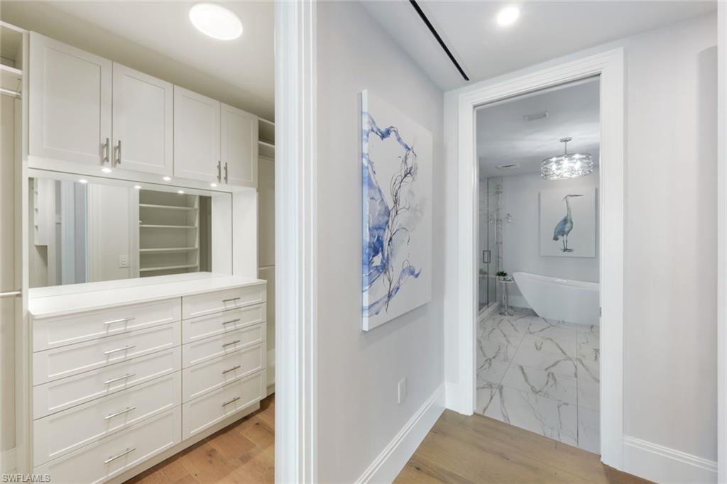 QUATTRO AT NAPLES SQUARE - Residential
