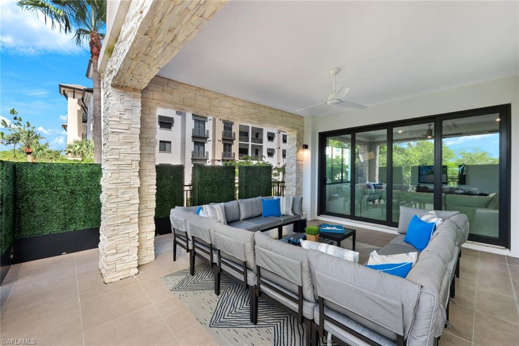 QUATTRO AT NAPLES SQUARE - Residential