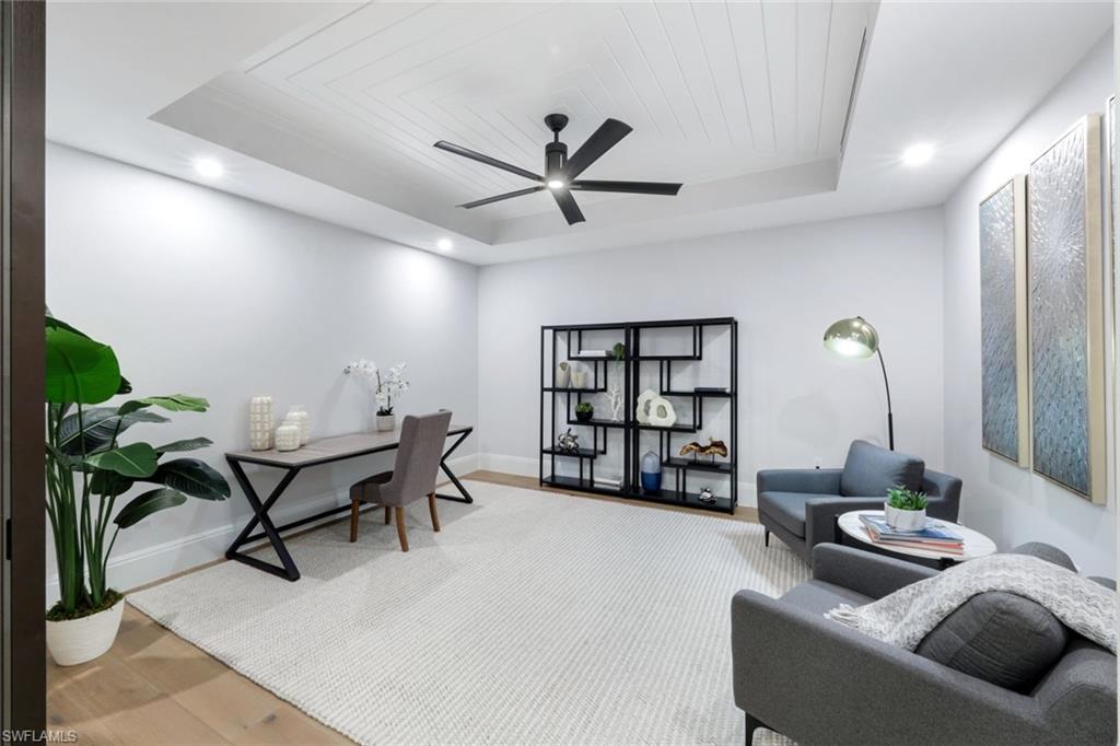 QUATTRO AT NAPLES SQUARE - Residential