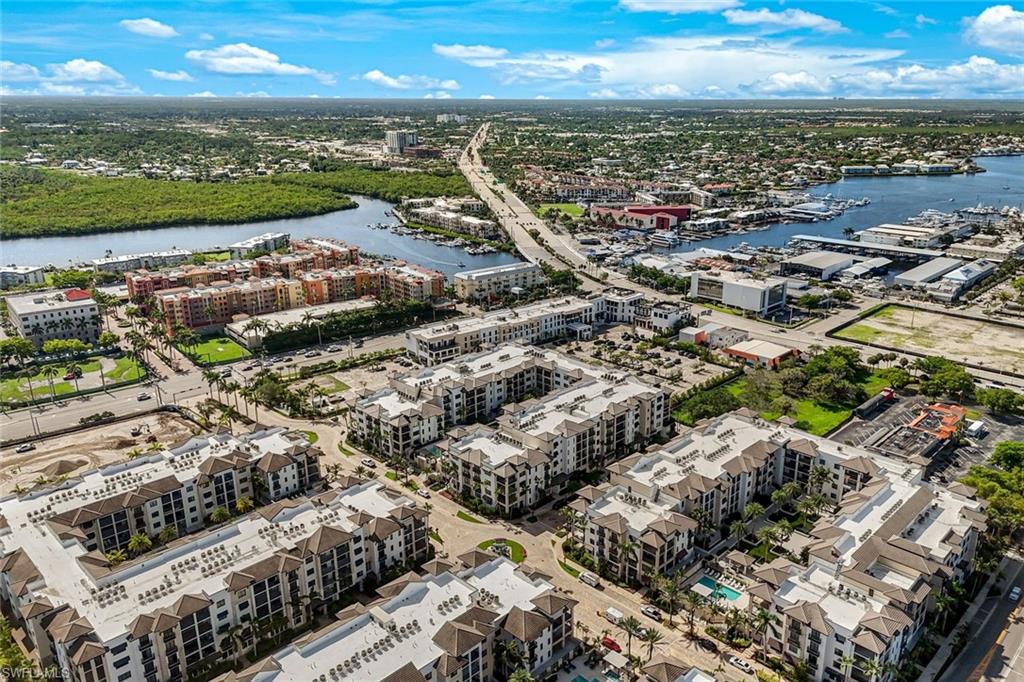 QUATTRO AT NAPLES SQUARE - Residential