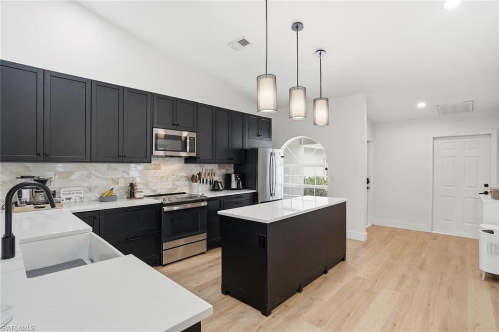 SHADOWOOD VILLAS - Residential