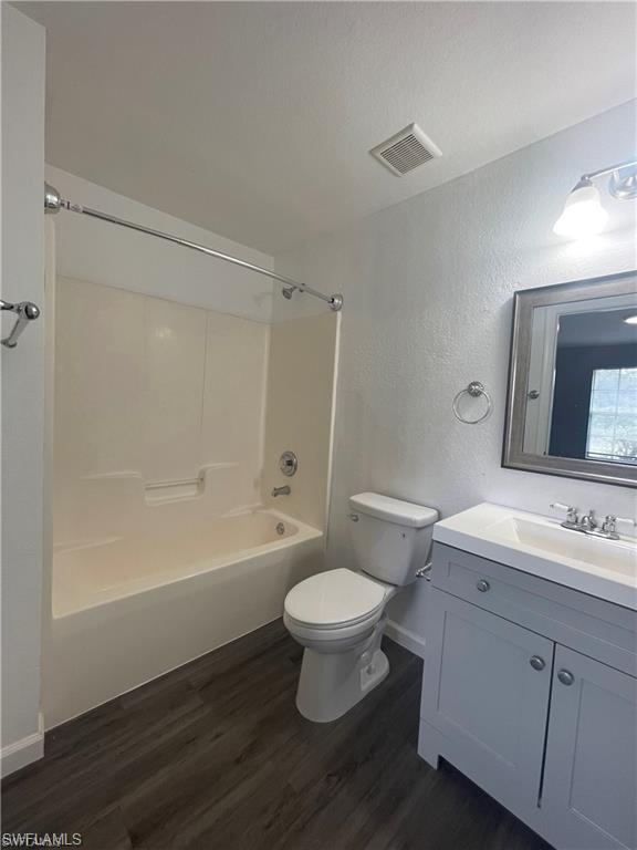 LEHIGH ESTATES - Residential Lease