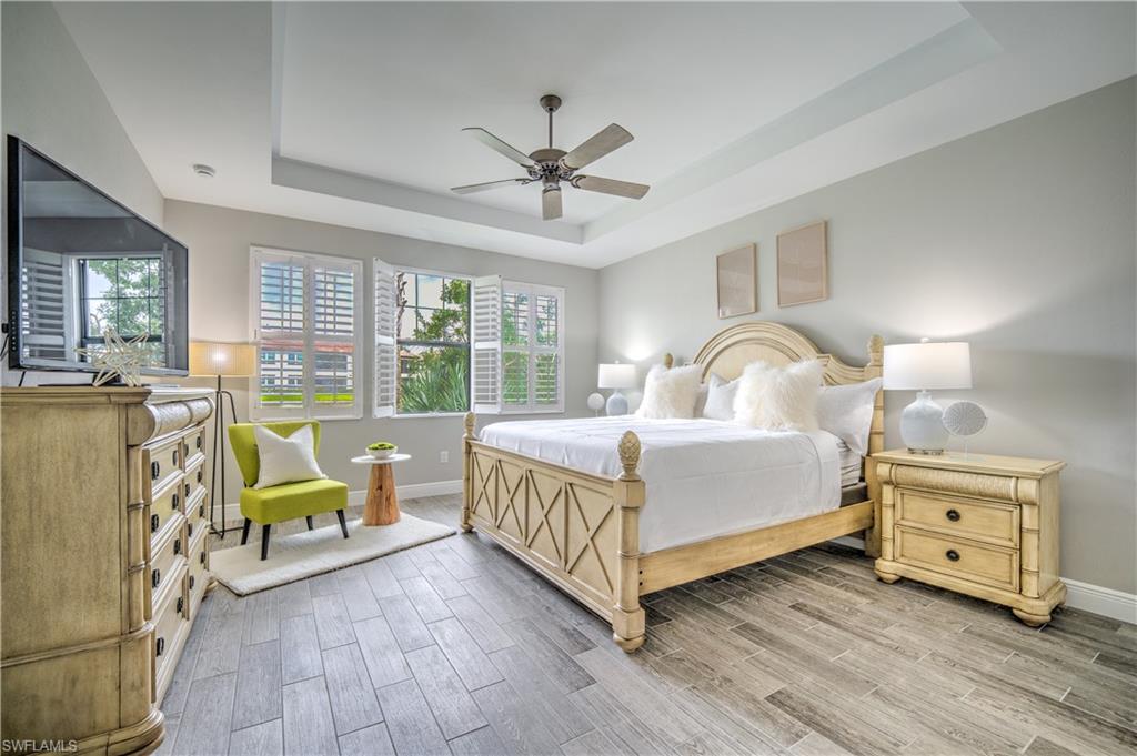 CARRIAGE HOMES AT LIVINGSTON LAKES - Residential
