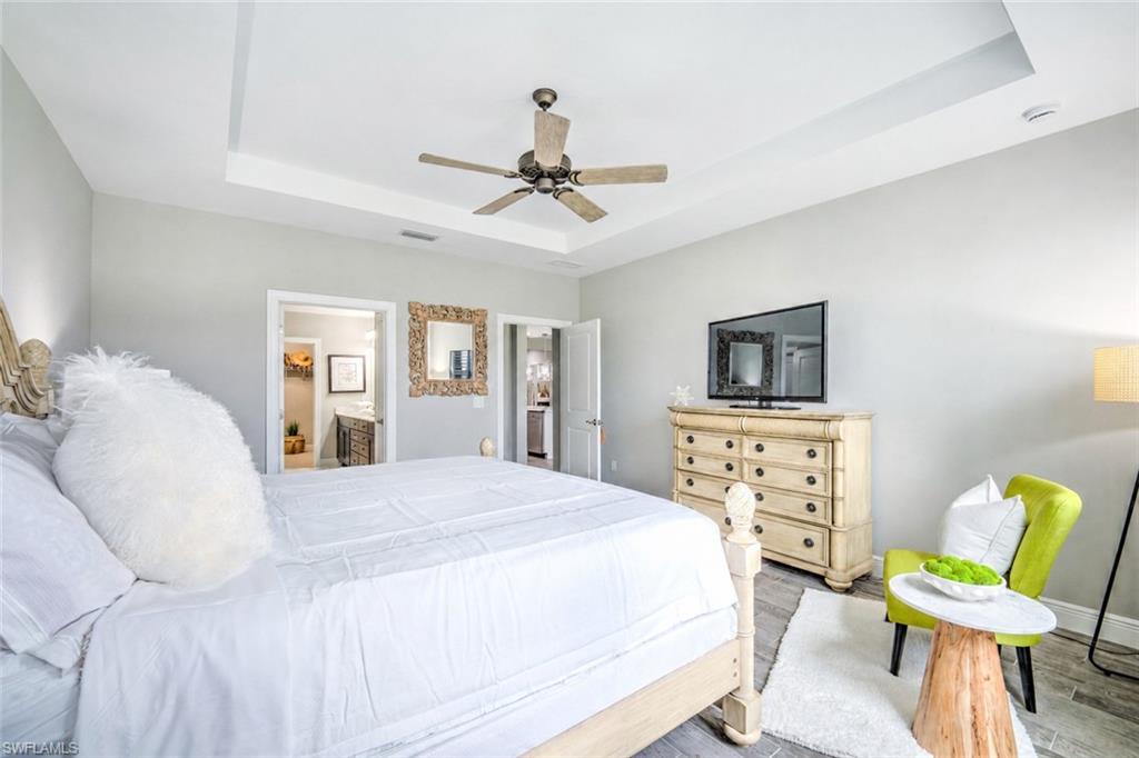 CARRIAGE HOMES AT LIVINGSTON LAKES - Residential