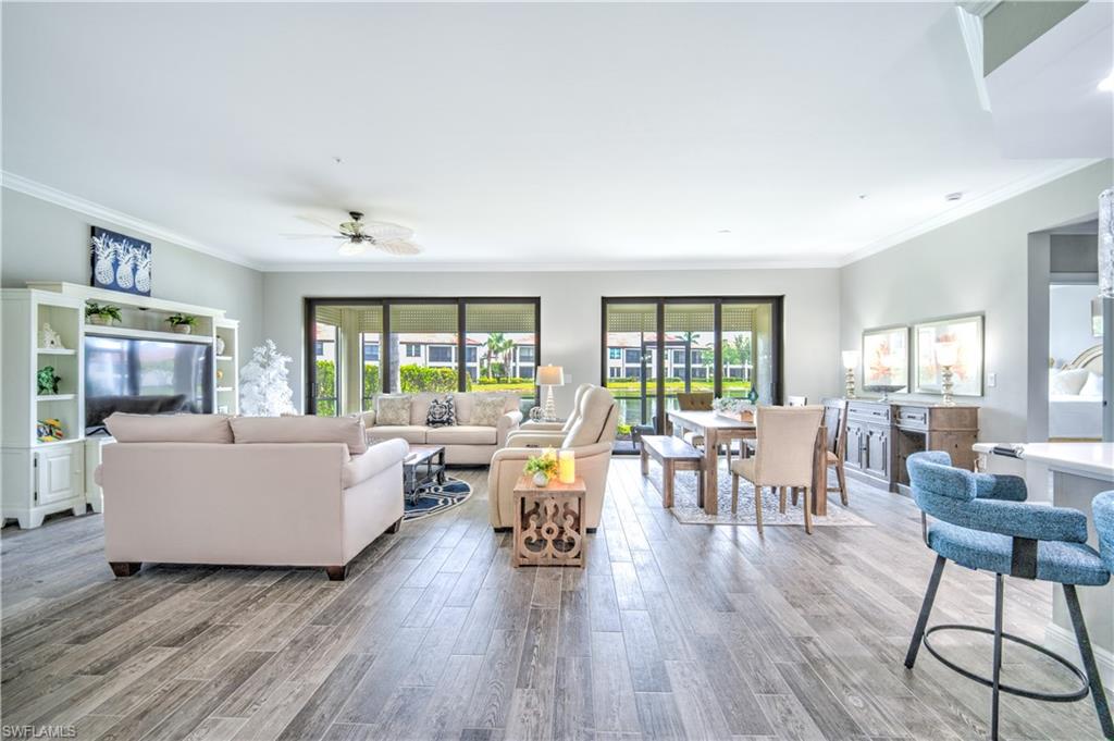 CARRIAGE HOMES AT LIVINGSTON LAKES - Residential