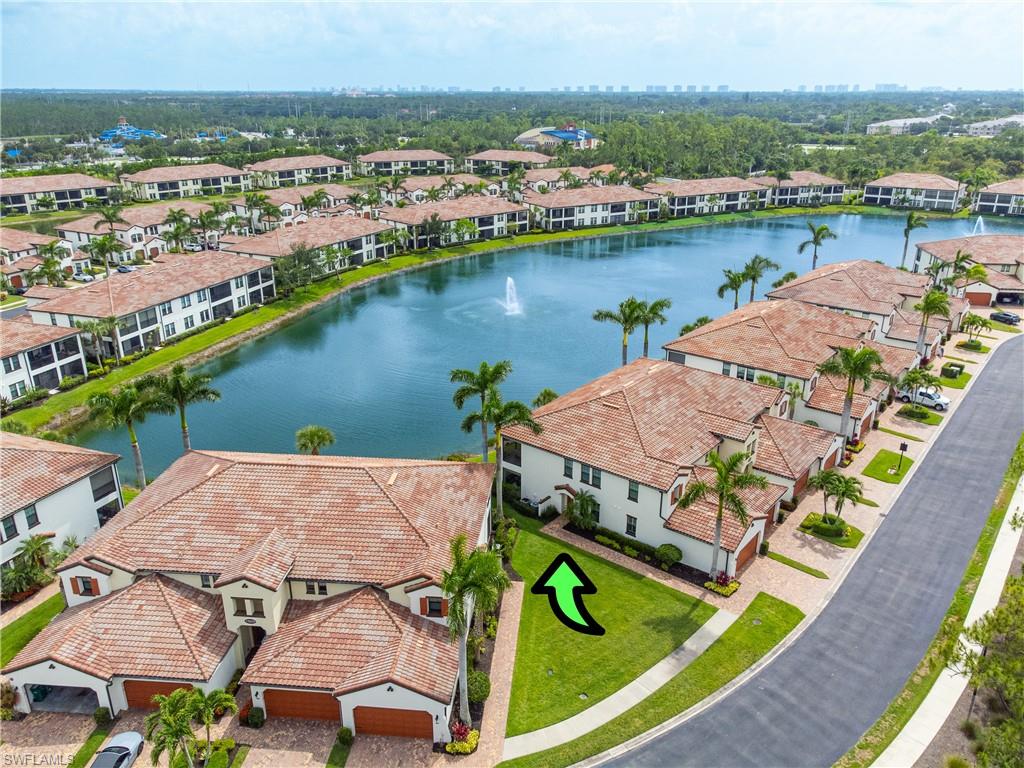 CARRIAGE HOMES AT LIVINGSTON LAKES - Residential