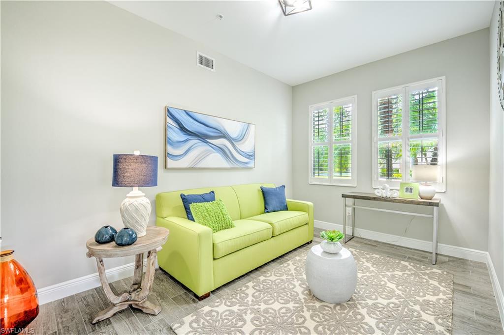 CARRIAGE HOMES AT LIVINGSTON LAKES - Residential
