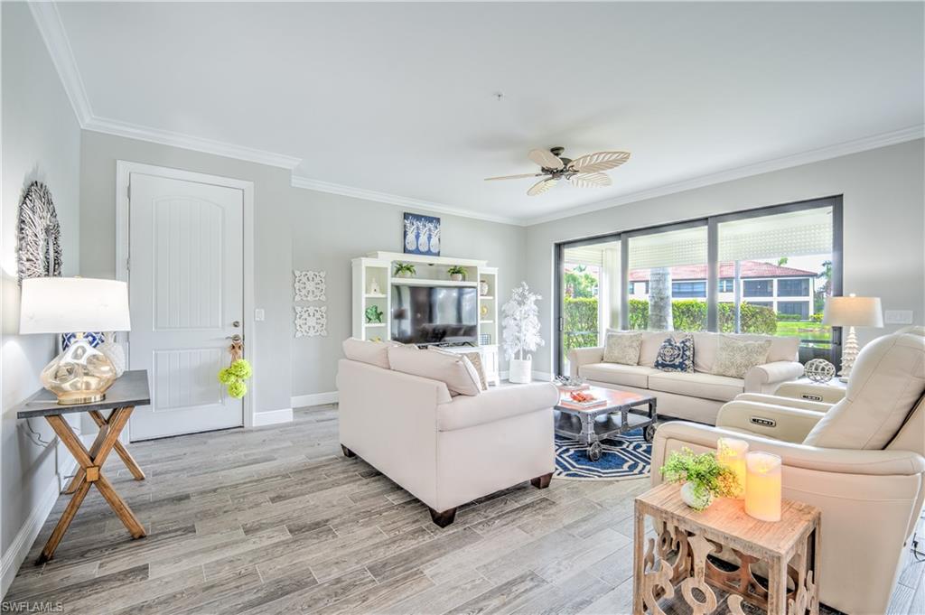CARRIAGE HOMES AT LIVINGSTON LAKES - Residential