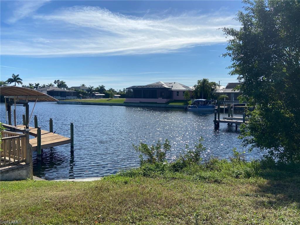 CAPE CORAL - Land