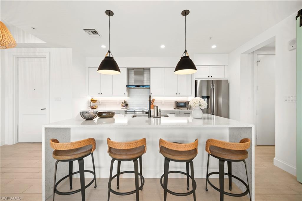ELEVEN ELEVEN CENTRAL - Residential Lease