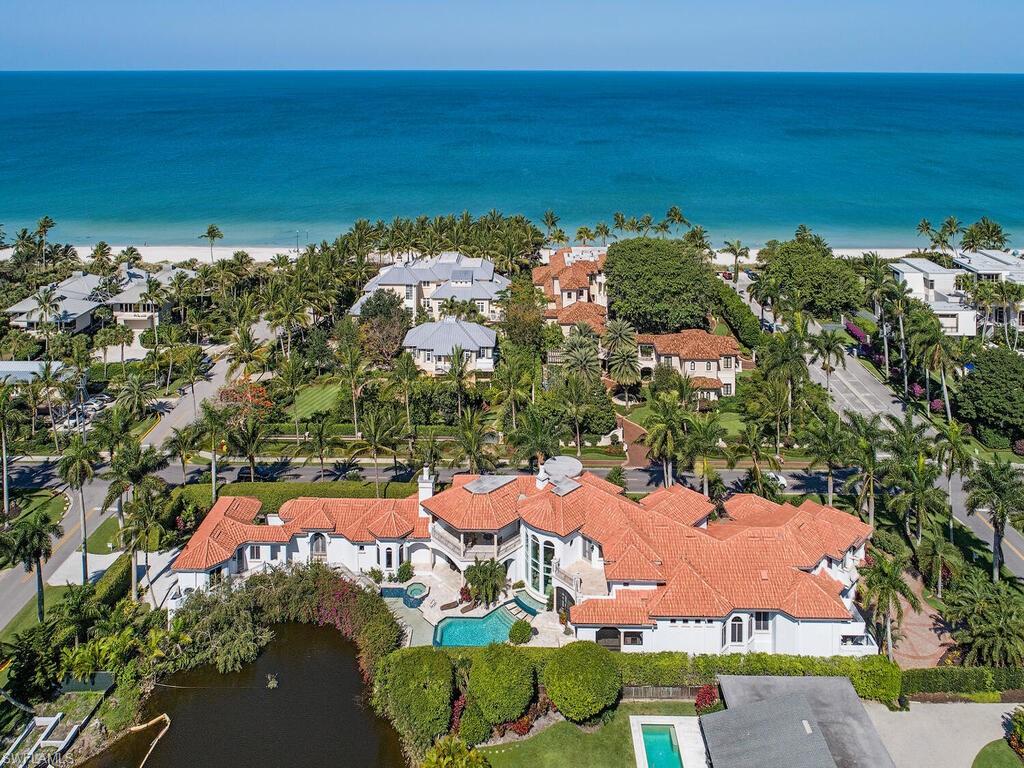 AQUALANE SHORES - Residential
