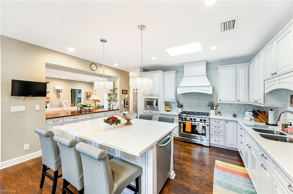 AQUALANE SHORES - Residential