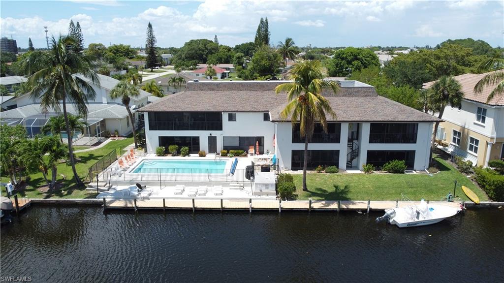 CAPE BELLE CONDO - Residential