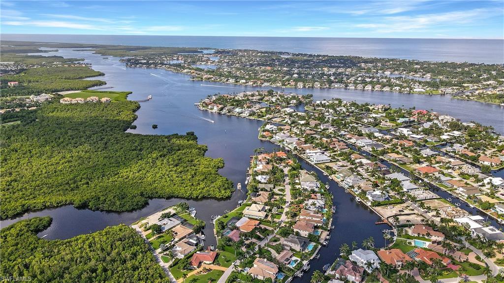 ROYAL HARBOR - Residential