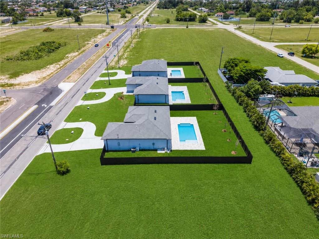 CAPE CORAL - Residential