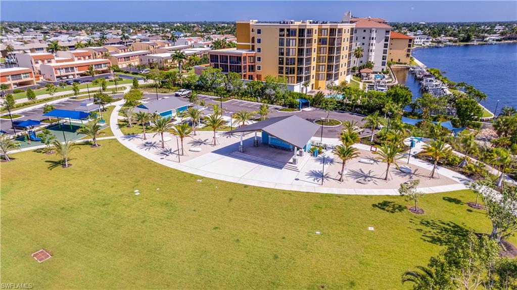 RIVER HARBOR CLUB CONDO - Residential