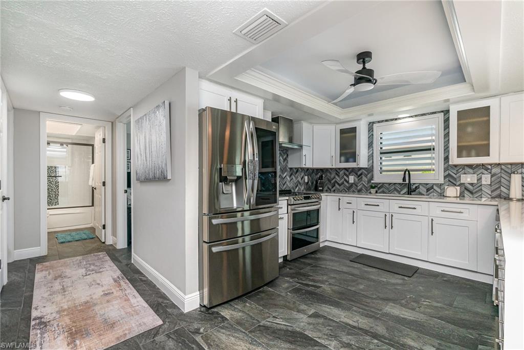 RIVER HARBOR CLUB CONDO - Residential