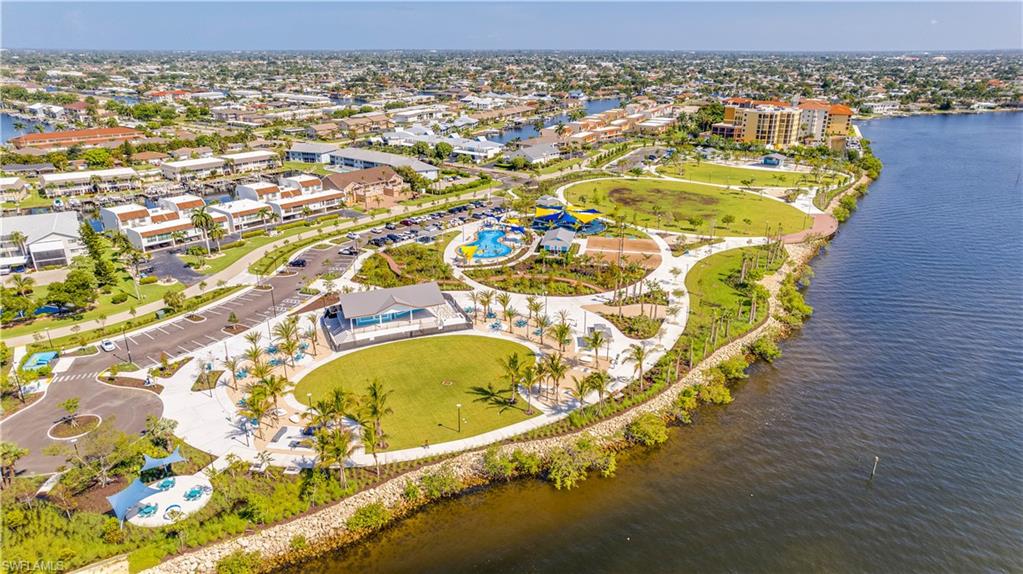 RIVER HARBOR CLUB CONDO - Residential