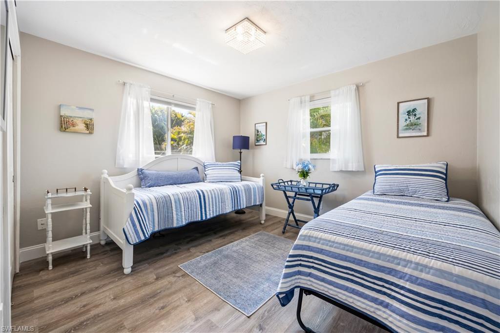 FORT MYERS SHORES - Residential