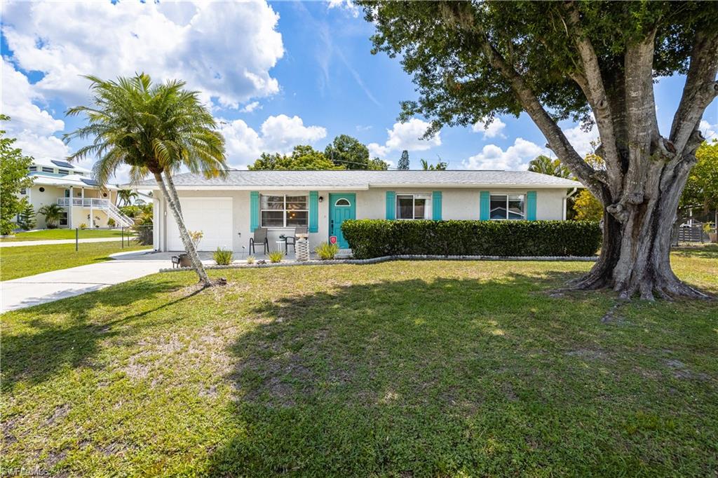 FORT MYERS SHORES - Residential