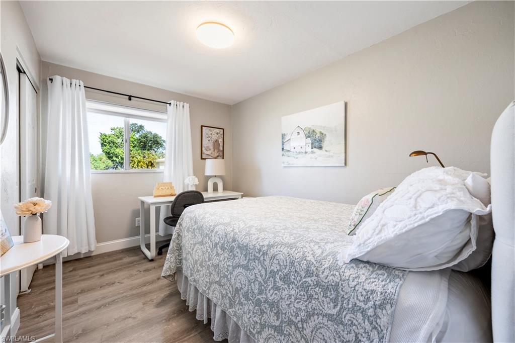 FORT MYERS SHORES - Residential