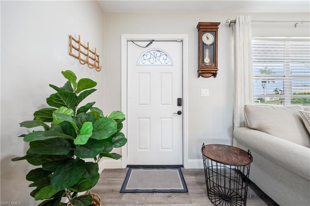 FORT MYERS SHORES - Residential
