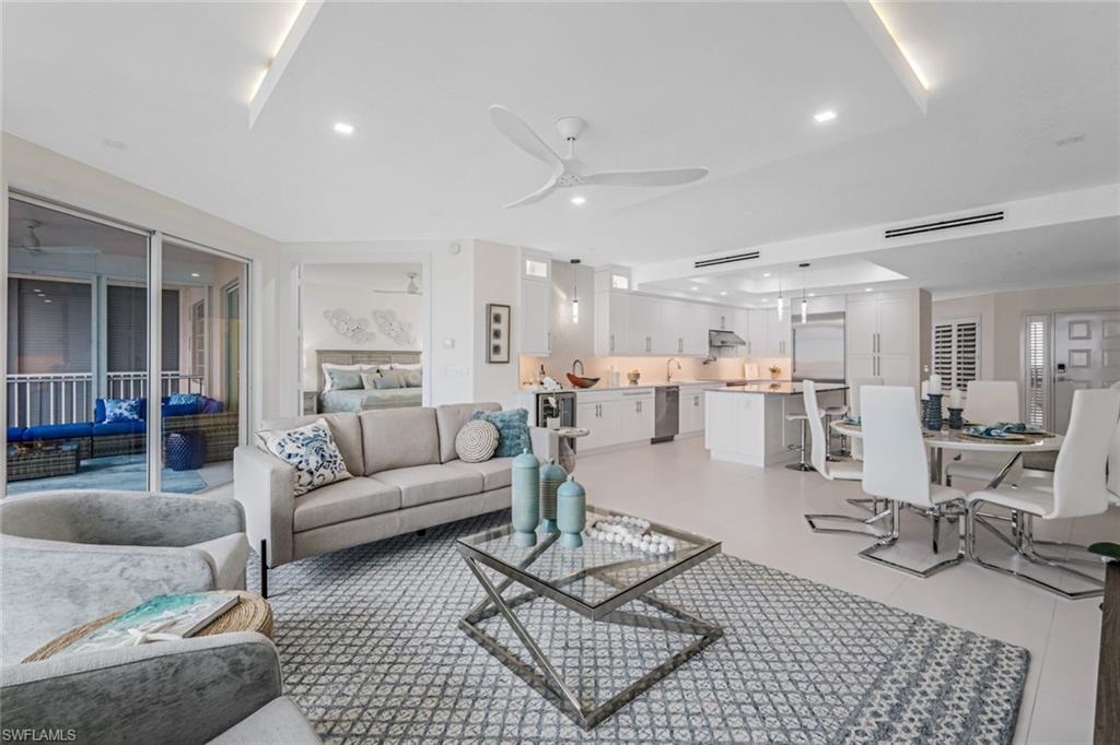BAREFOOT BEACH CLUB - Residential