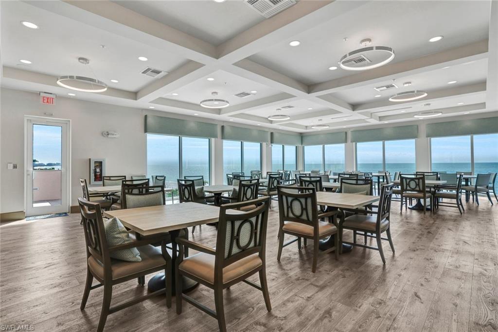 BAREFOOT BEACH CLUB - Residential