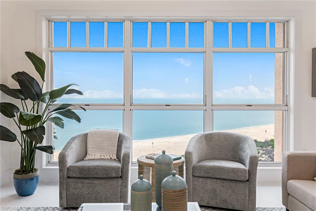 BAREFOOT BEACH CLUB - Residential