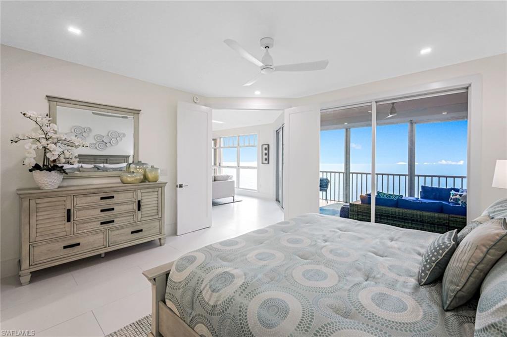 BAREFOOT BEACH CLUB - Residential