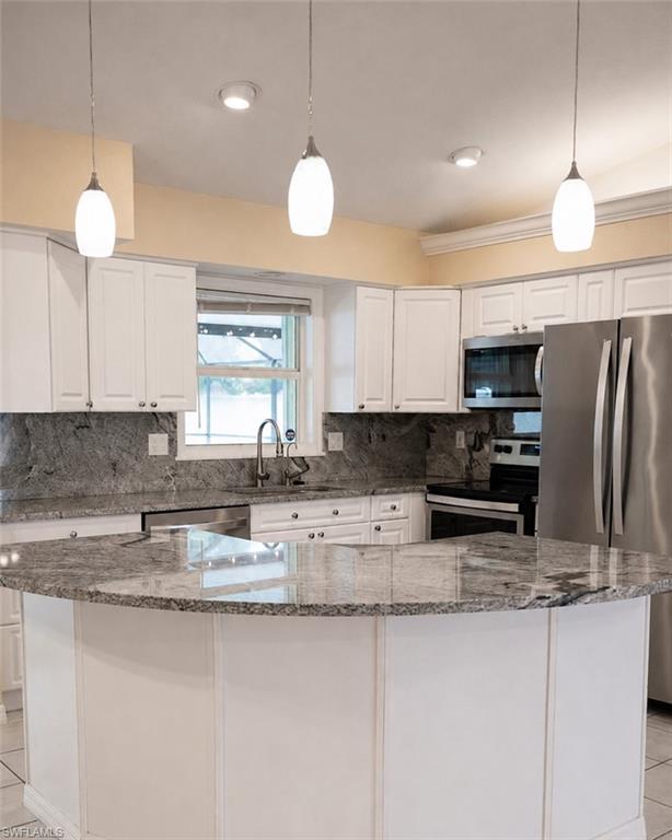 CAPE CORAL - Residential Lease