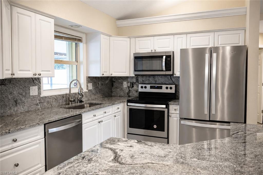 CAPE CORAL - Residential Lease