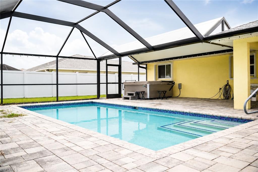 CAPE CORAL - Residential Lease