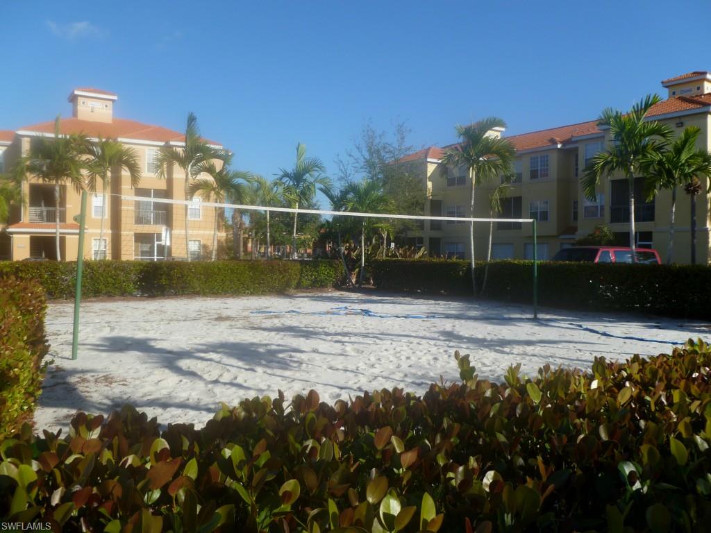 THE TIDES AT PELICAN LANDING - Residential