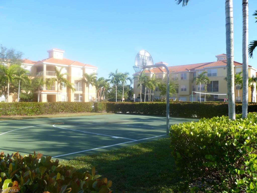 THE TIDES AT PELICAN LANDING - Residential