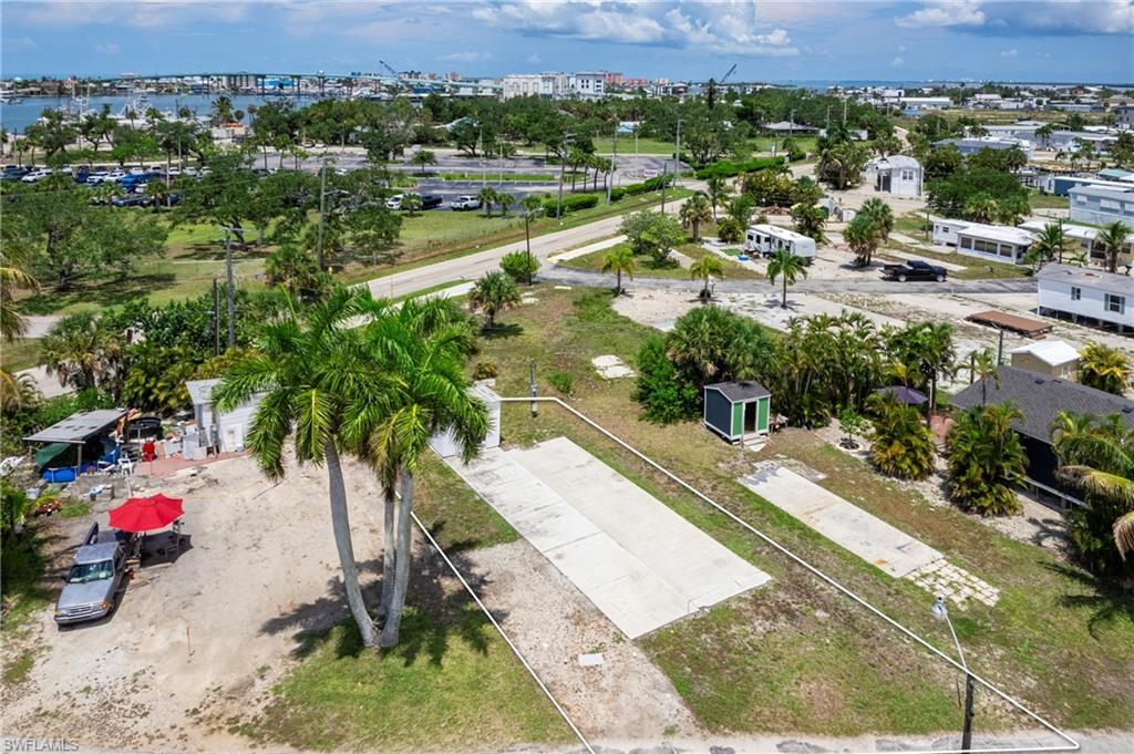 HELEN LANE CONDO RV - Land