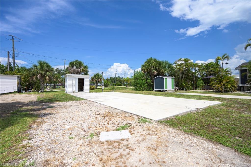 HELEN LANE CONDO RV - Land