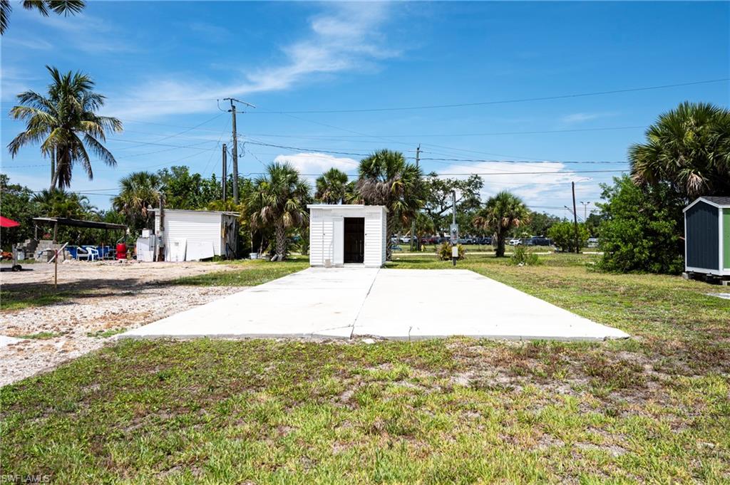 HELEN LANE CONDO RV - Land