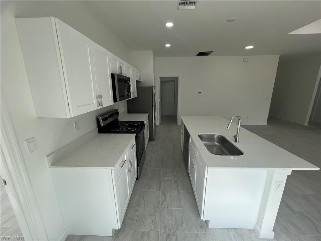 LEHIGH ACRES - Residential Lease