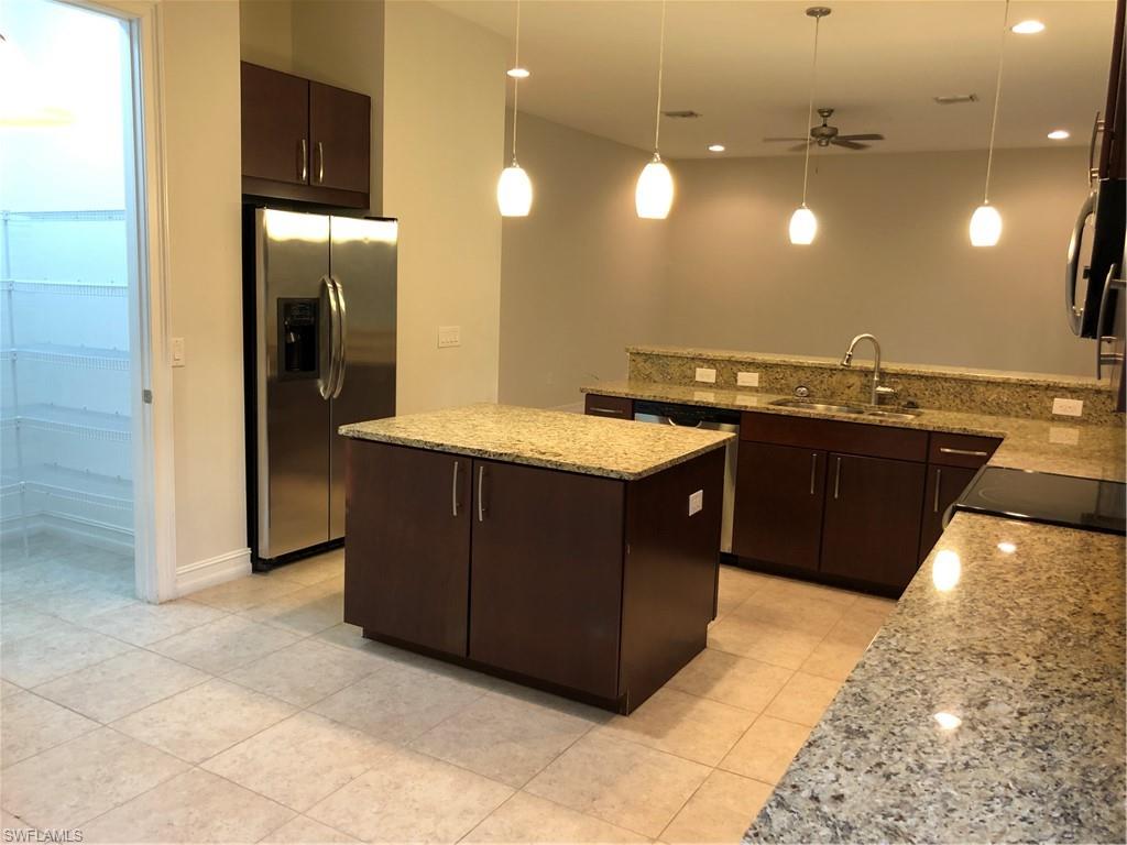 BUCKS RUN - Residential
