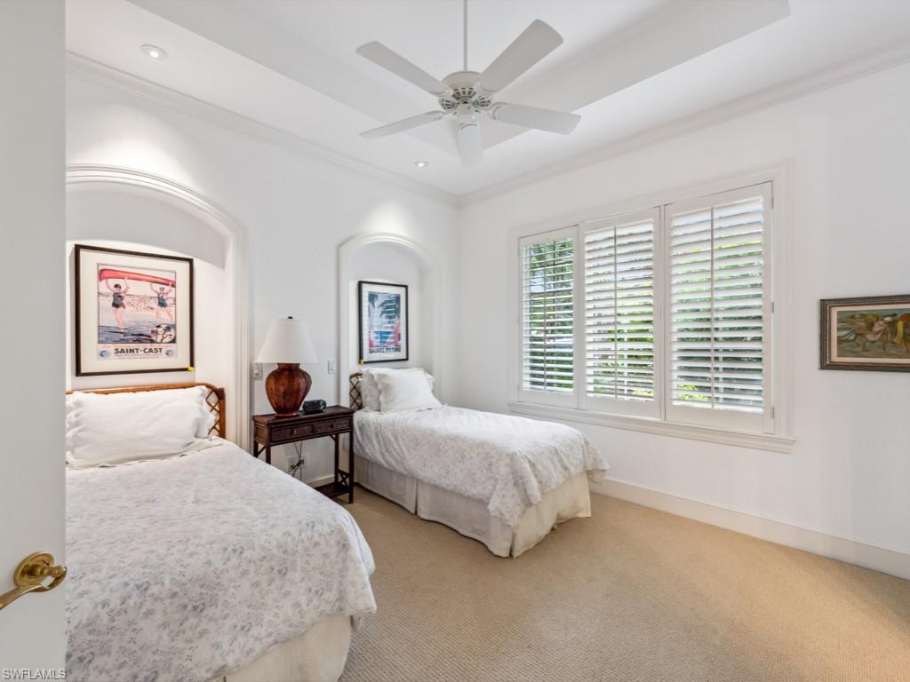 ROOKERY LAKE - Residential